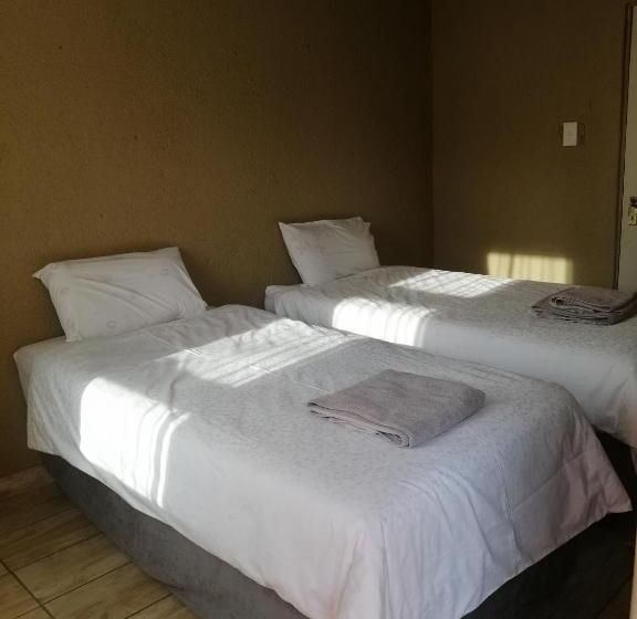 Номер Economy, Kanyane Lodge
