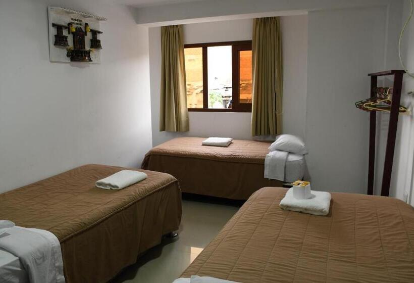 エコノミートリプルルーム, La Casa Del Turista Chachapoyas