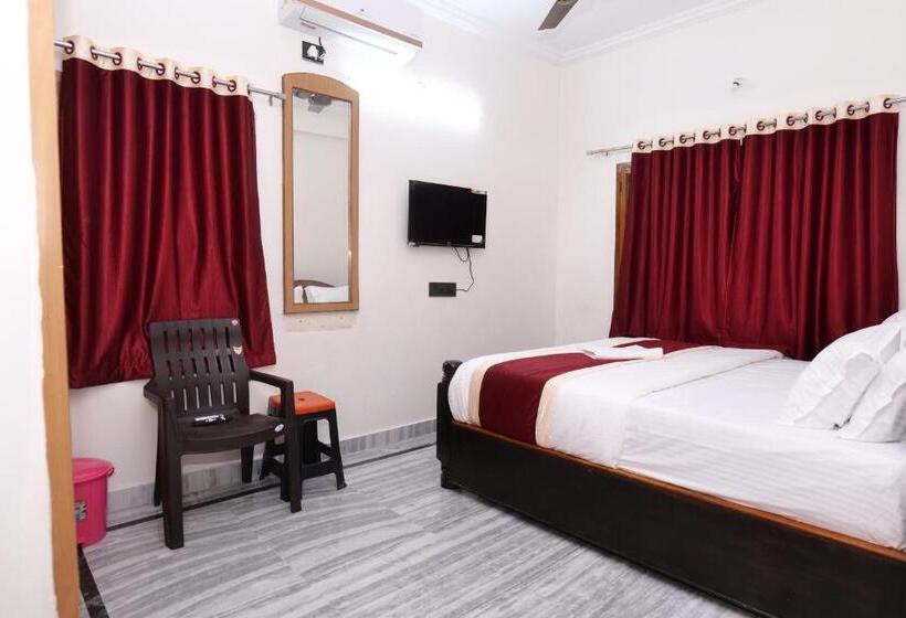 Стандартный Номер Кровать Кинг, Sris Guest House