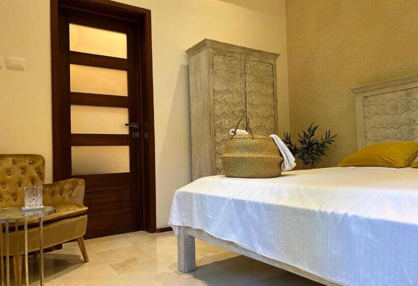 استودیوی لوکس, Boutique Hotel Casa Grande
