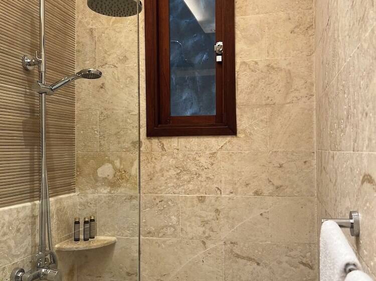 استودیوی لوکس, Boutique Hotel Casa Grande