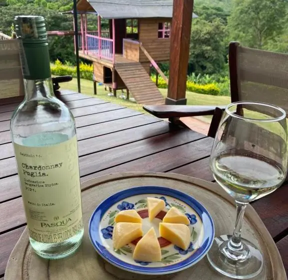 Deluxe Neljän Hengen Huone, Hacienda La Tulia Eco