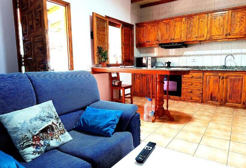 חדר סטנדרט, Django