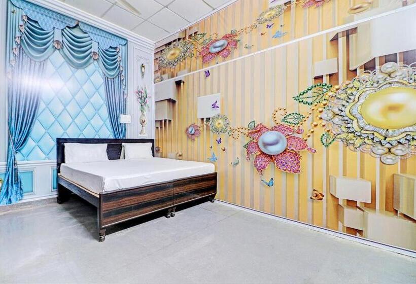 트리플 클래식 룸, Oyo Indian