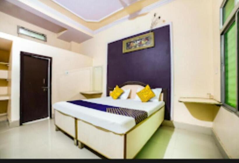 Deluxe Room King Size Bed, Radhika Kunj Palace,chhatarpur