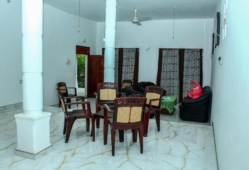 اتاق استاندارد با چشم‌انداز باغ, Mirissa Home Guest