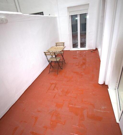 اتاق عادی, Tus Habitaciones En Ruzafa