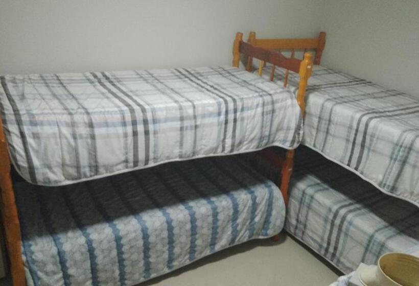Кровать в Общей Комнате, Hostel In Jbj Serviços On Line E Eventos Jbj Bc