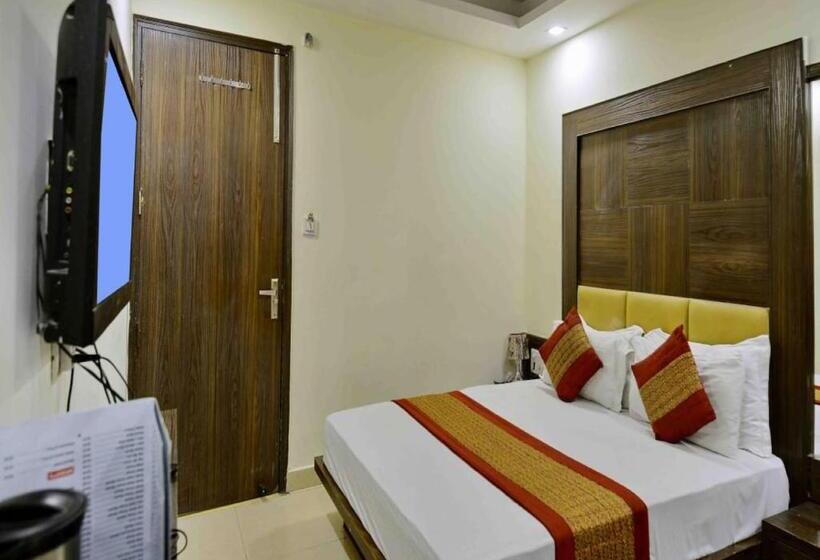 带阳台的豪华间, Istay Paradise