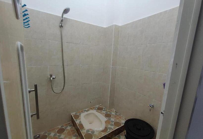 חדר בסיסי, Spot On 93350 Alnasya Syariah