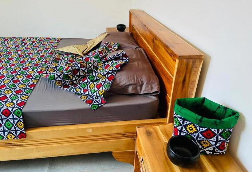 Standart Oda, Les Amazones Rouges Maison Moderne Et Chaleureuse