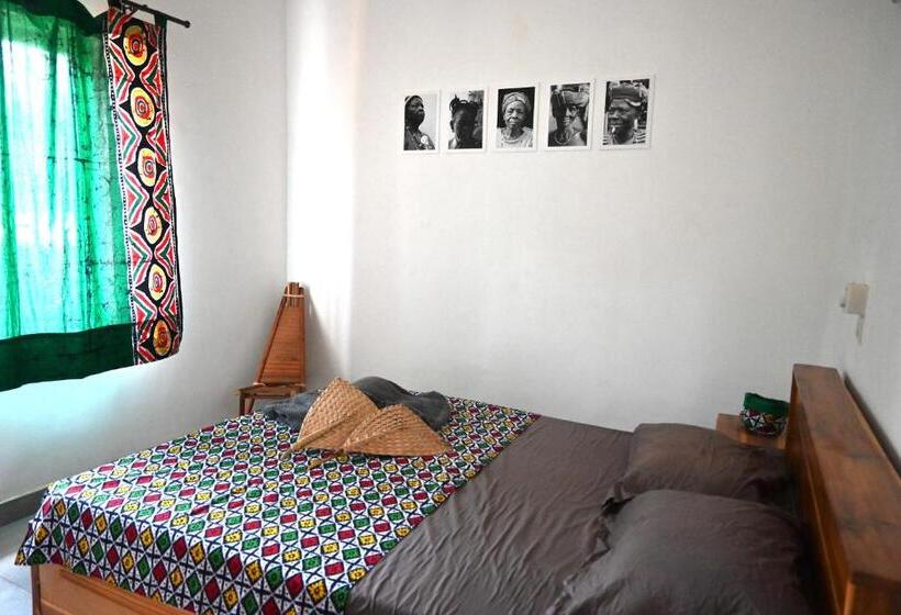 Standart Oda, Les Amazones Rouges Maison Moderne Et Chaleureuse