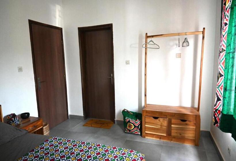 اتاق استاندارد, Les Amazones Rouges Maison Moderne Et Chaleureuse