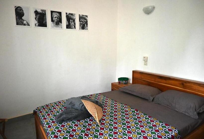 Standart Oda, Les Amazones Rouges Maison Moderne Et Chaleureuse