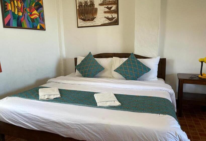 إستوديو قياسى, Villa Apolonia Resort