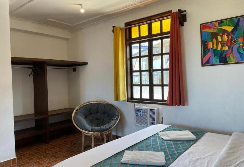 إستوديو قياسى, Villa Apolonia Resort