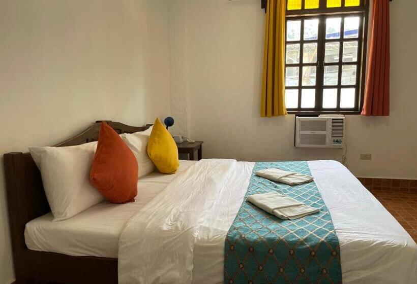 سوییت, Villa Apolonia Resort