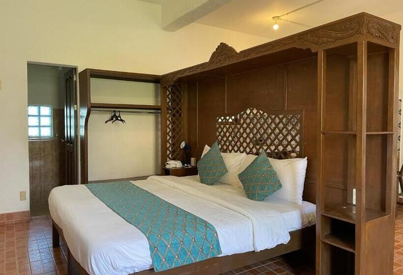 استودیوی استاندارد, Villa Apolonia Resort