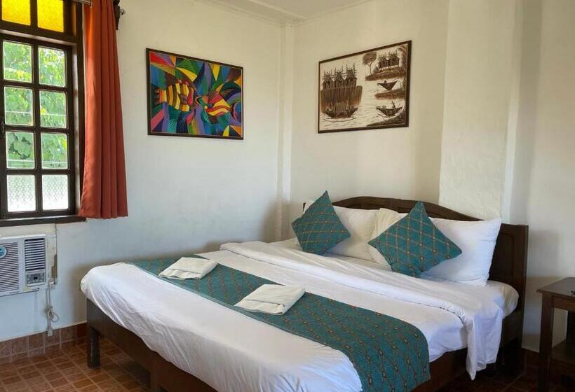 استودیوی استاندارد, Villa Apolonia Resort