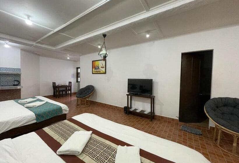 اتاق خانوادگی, Villa Apolonia Resort