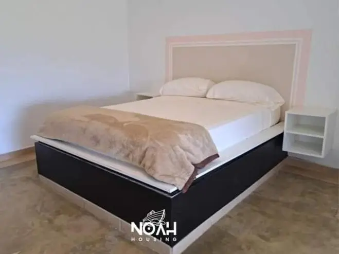 Standard-huone, Noah Housing