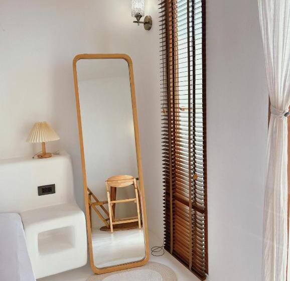 Вилла с 1 спальней и бассейном, Kamari Cafe&resort Kohlarn คามารีคาเฟ่แอนด์รีสอร์ทเกาะล้าน