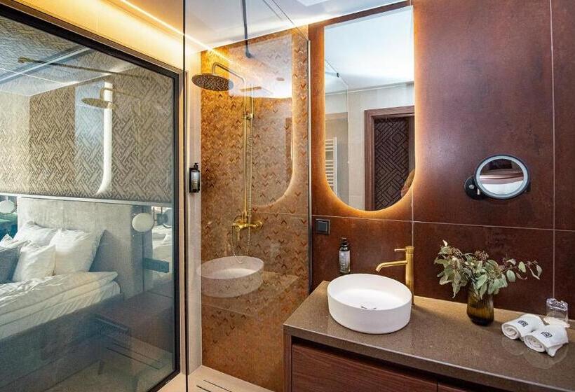 חדר סטנדרט, Bordűr Wellness Hotel Superior és Szőnyegmúzeum