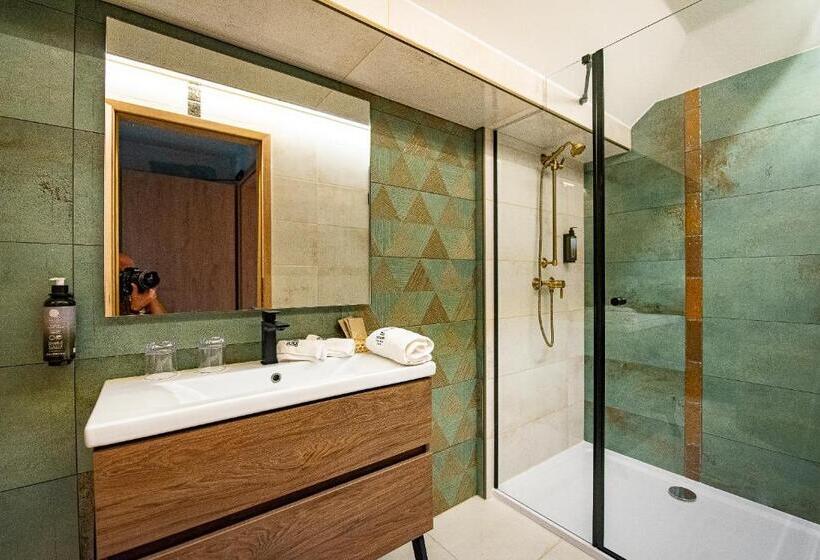 חדר דלוקס, Bordűr Wellness Hotel Superior és Szőnyegmúzeum