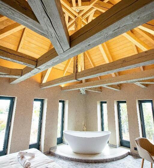 חדר דלוקס, Bordűr Wellness Hotel Superior és Szőnyegmúzeum