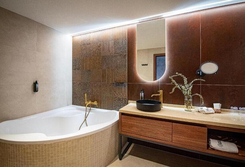 חדר סטנדרט עם מיטת קינג, Bordűr Wellness Hotel Superior és Szőnyegmúzeum