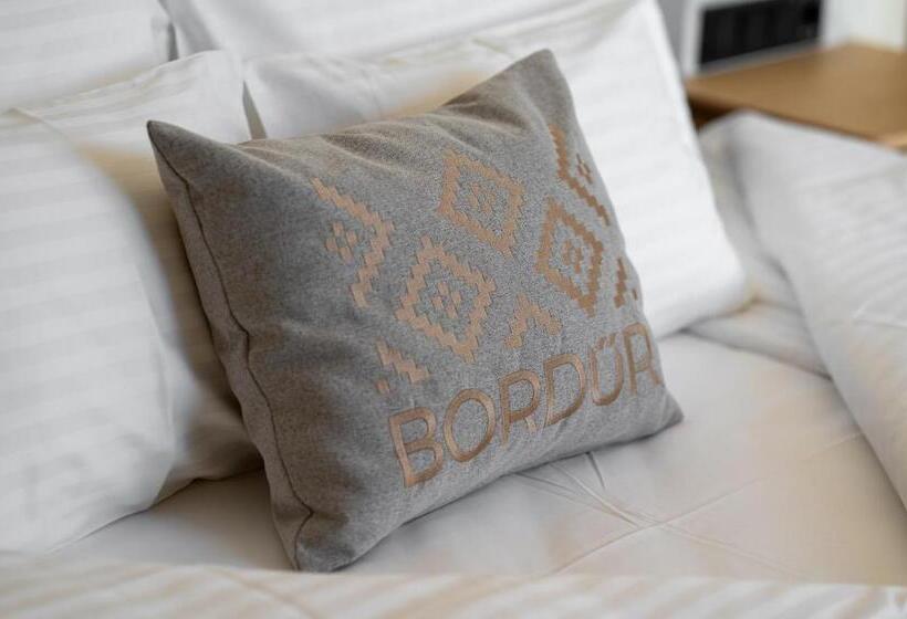 סוויטת ג'וניור, Bordűr Wellness Hotel Superior és Szőnyegmúzeum