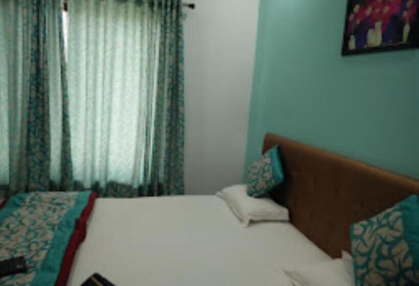 חדר סטנדרט, Girija,junnar