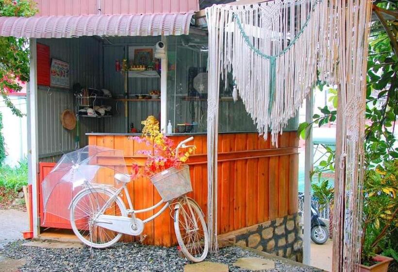اتاق استاندارد با تراس, Homestay T&t