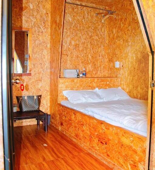 اتاق استاندارد با تراس, Homestay T&t