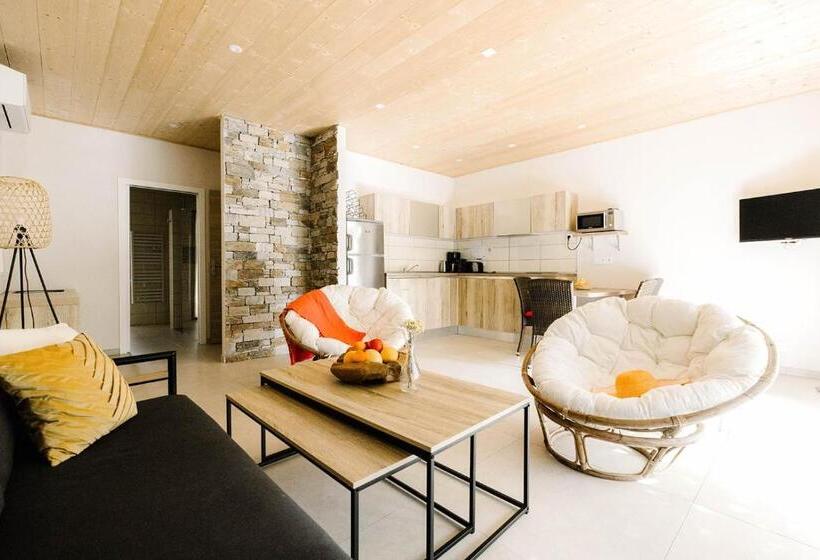 וילה בת חדר שינה 1, Les Villas De Bagheera, Oasis Naturiste