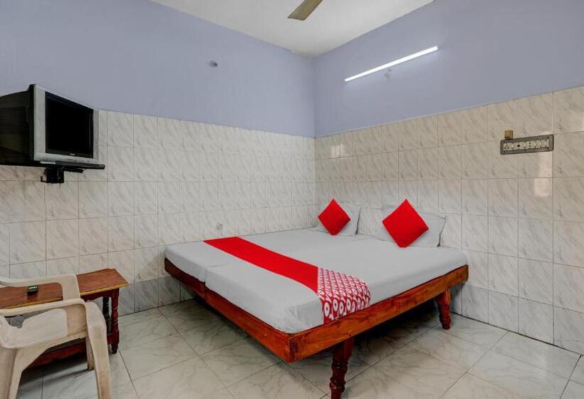 Chambre Standard, Oyo Sai Ganesh Deluxe Lodge