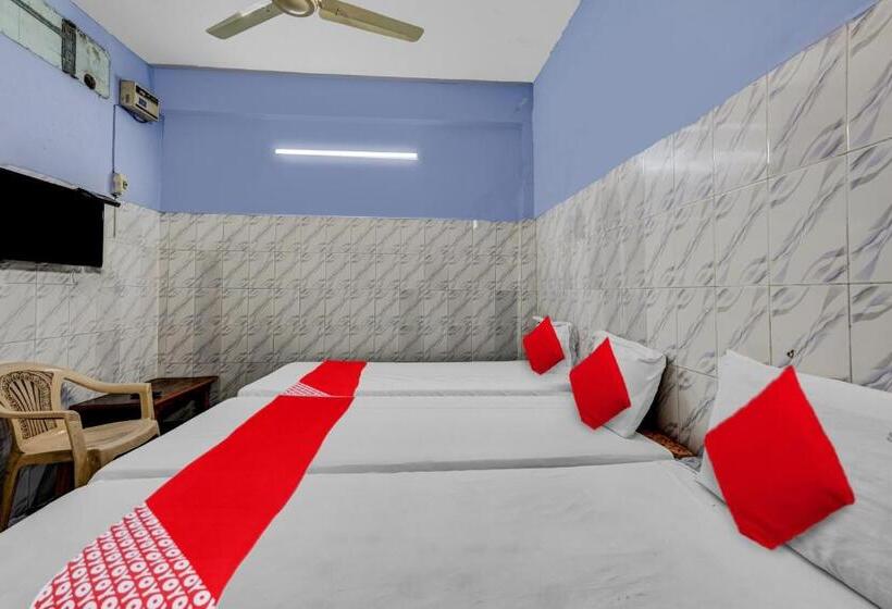 Chambre Standard, Oyo Sai Ganesh Deluxe Lodge