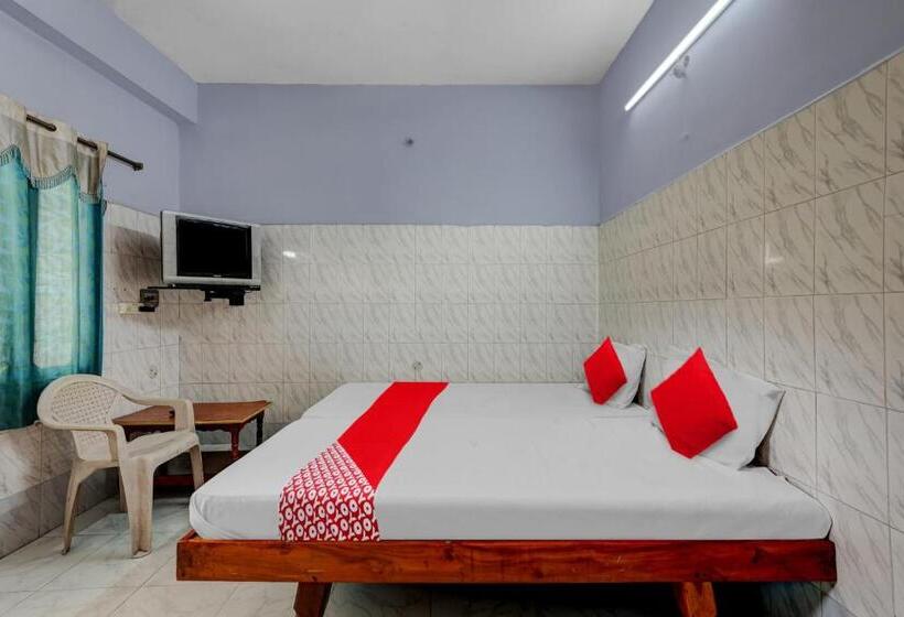 Standard Szoba, Oyo Sai Ganesh Deluxe Lodge