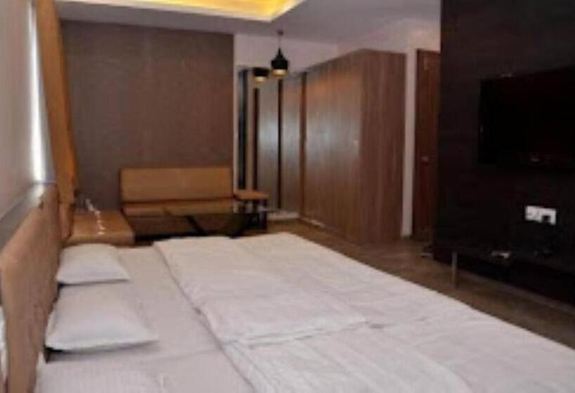 غرفة ديلوكس, Paradise, Ahmednagar