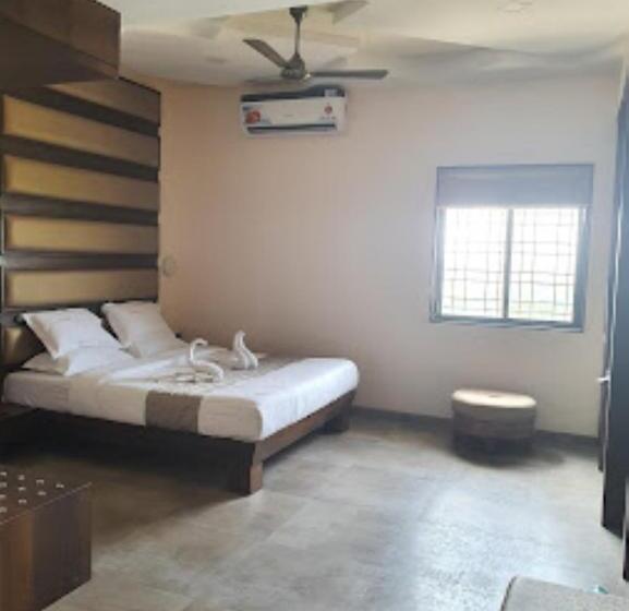 غرفة ديلوكس, Paradise, Ahmednagar