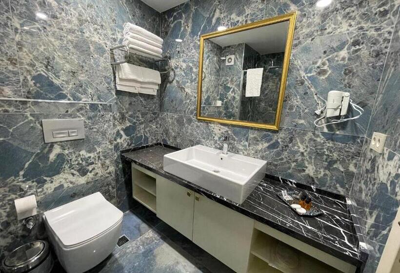 سوییت, Yeni Sevcan