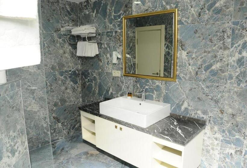 سوییت, Yeni Sevcan