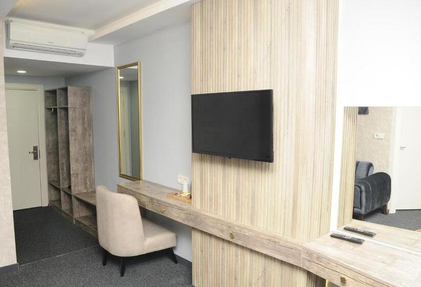 سوییت, Yeni Sevcan