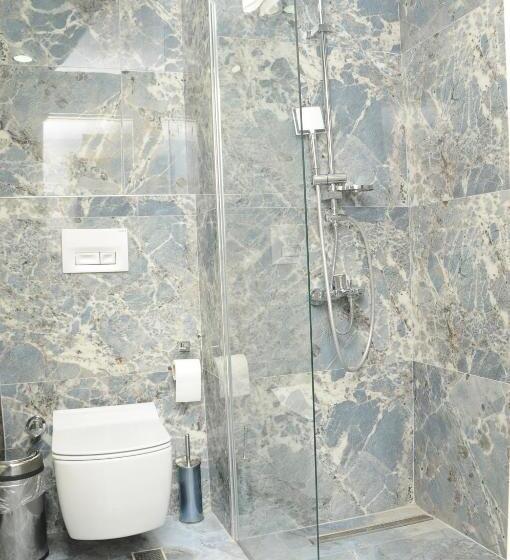 اتاق لوکس, Yeni Sevcan