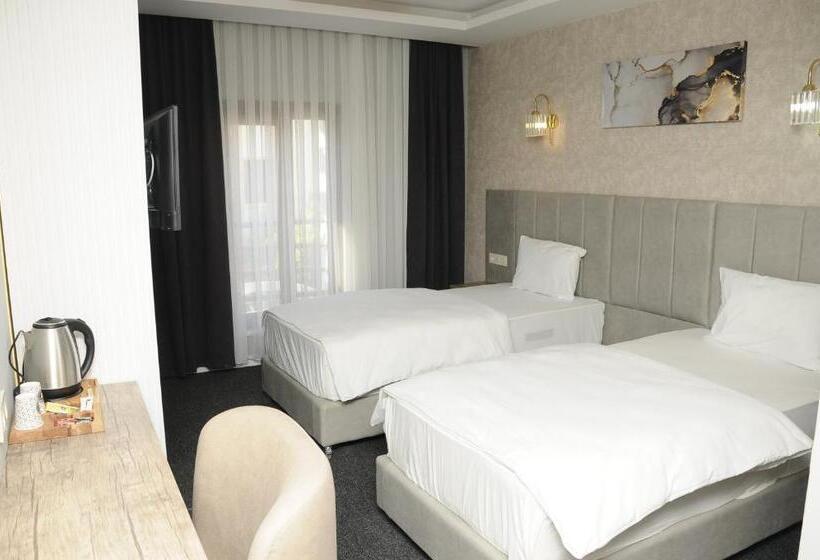 اتاق لوکس, Yeni Sevcan