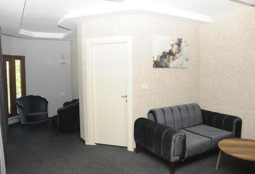 سوییت, Yeni Sevcan