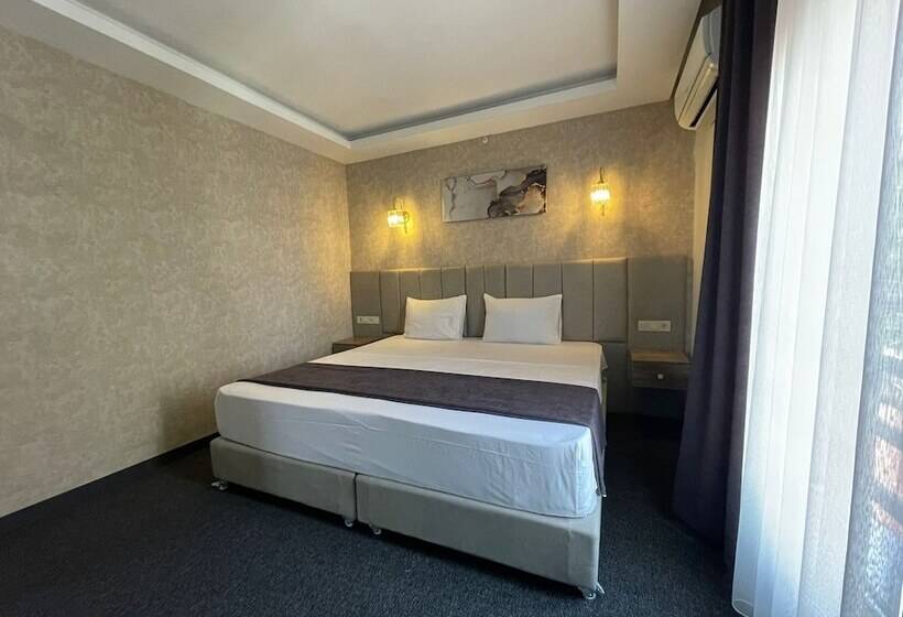 اتاق لوکس, Yeni Sevcan