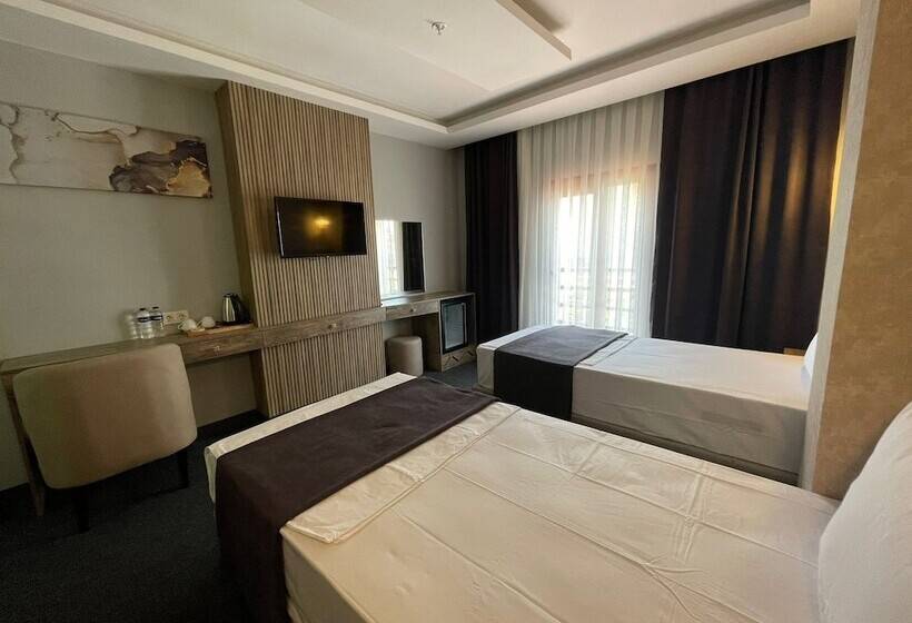 اتاق لوکس, Yeni Sevcan