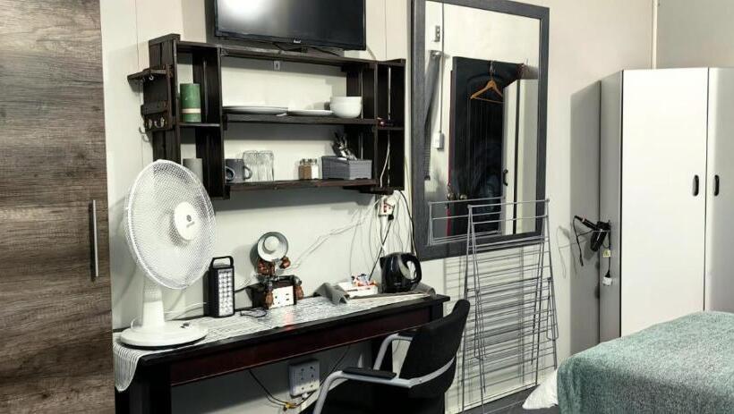 חדר דלוקס, Darmayhouse Guest House