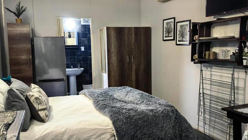 豪华房间, Darmayhouse Guest House